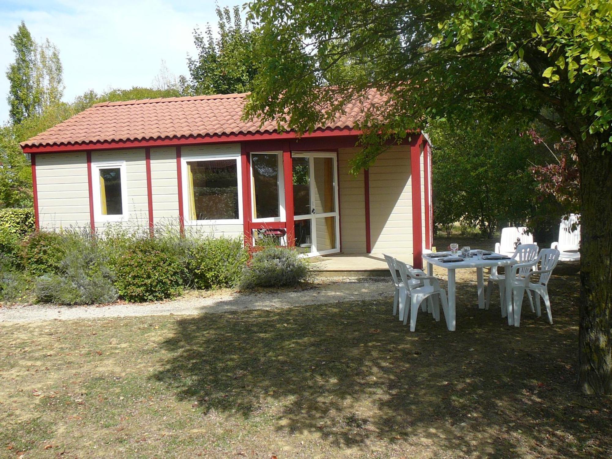 Les Chalets des Mousquetaires Mirepoix  Extérieur photo